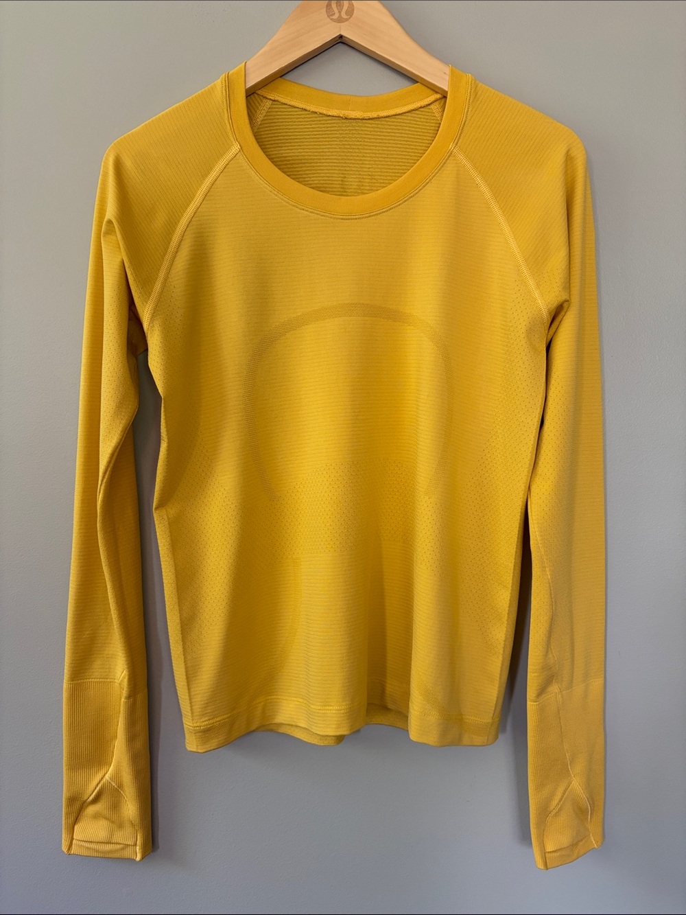 Lululemon Swiftly Tech Long Sleeve Honeycomb Yellow Size 8